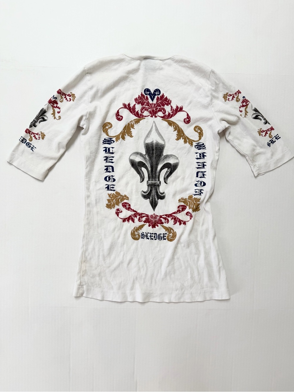 Sledge USA Graphic Fleur-de-lis 3/4 Sleeve Fitted Goth McBling Tee - M
